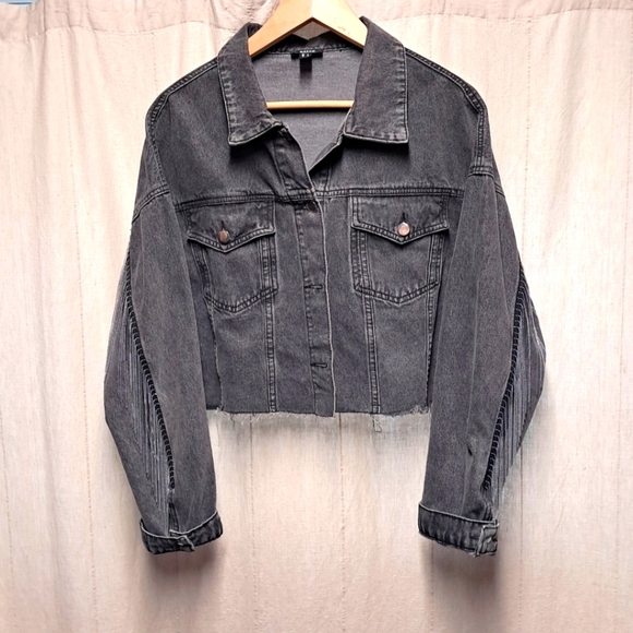 Privy Cropped Denim Fringe Jacket Size L - Picture 1 of 7